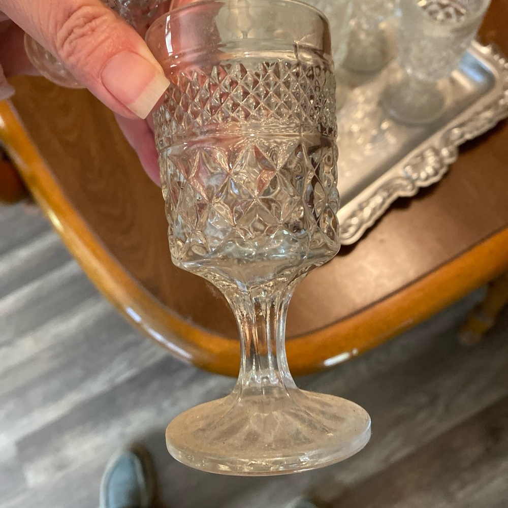 Vintage Wexford Sherry Cordial Glasses and tray